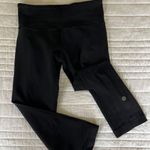 Lululemon Black Yoga Cropped Capri Leggings Size 4 Photo 5