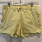 The North Face The North‎ Face Womens Hiking Shorts Fluorescent Green Activewear Large Photo 0