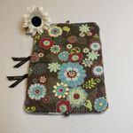 Thirty One Brown Flower Power Carry All Make Up Jewelry Large Travel Bag 9" x 6" Photo 1