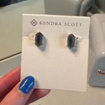 Kendra Scott  Earrings Photo 0