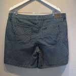 Lee New Jeans Women’s Railroad Stripe Denim Mid Rise Regular Fit Shorts 20 NWT Photo 5