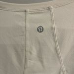 Lululemon  cropped top  Photo 3