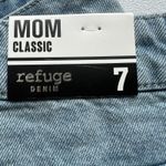 Refuge Mom Classic Denim Women’s Shorts Size 7 Distressed Photo 4
