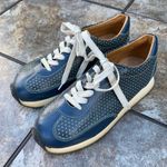 Dooney & Bourke  Vintage Blue Leather Lace Up Sneaker Shoes Size 7 Photo 1