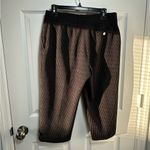 Sport Haley women Capri Pants in Black and White Size 8 Photo 1