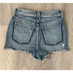Good American  Bombshell Shadow Pocket Denim Shorts 6 / 28 Photo 8