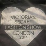 Victoria's Secret Victoria’s Secret 2014 London Fashion Show Bags Shoulder Tote Weekender … Photo 3