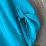 Old Navy  minty sea green roll tab sleeve flowy blouse size medium Photo 4