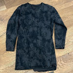 Lululemon Long-Sleeve Tie-Dye Black-Gray Long-Sleeve T-Shirt Dress Photo 0