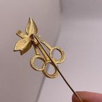 Women’s Avon Photo 3