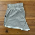 Yogalicious Taupe Lightstreme Sprint Shorts Womens Size Medium Athleisure Photo 2