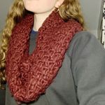 Francesca's Burgundy Chunky Knit Infinity Scarf Photo 0