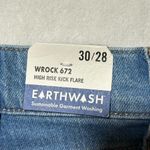 Wrangler Wrock High Rise Kick Flare Raw Hem two toned jeans NWT size 30/28 Blue Photo 6