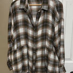 American Eagle  Plaid Flannel Button-Up Shirt Viscose Blend Size Medium Photo 0