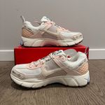 Nike  Vomero 5 Pink Coral White Photo 1