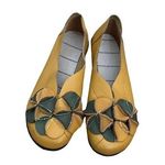 Leather yellow & green floral round toe slip on size 38 flats. Photo 1