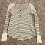 Chloe K  long sleeved top Photo 0