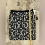 Karen Kane Women’s Brand New  Skirt Photo 2
