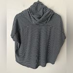 Lululemon Knot Gonna Fly Hoodie Striped Gray Tie Front Short Sleeve shirt 8 Photo 8