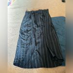 Vince Dobby Striped Midi Navy Blue Skirt Size 2 Retail $295 Photo 2