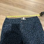 Chico's  Denim Jeans Flocked Velvet Leopard‎ Stretch Blue Black size 1.5 short Photo 3