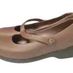 Crocs Croslite Mary Janes Comfort Shoes Women's 6 Milk Chocolate Brown Slip On Photo 0
