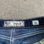BKE Madison embellished embroidered jean shorts Size 26 Stye BK22115 Photo 2