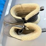 Khombu  Sarah Boots Women's Gray Ankle Boot Bootie Photo 5