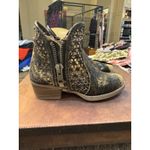 Circle G  Booties Size 5 Western Cut Outs Ankle Distressed‎ Black Cowgirl Rodeo Photo 12