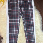 Screenshot plaid red/black/white joggers sz medium Red Photo 0