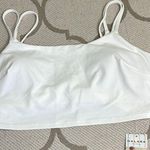 Halara  White Double Straps Backless Twisted Workout Plus Size Cropped Tank Top Photo 3