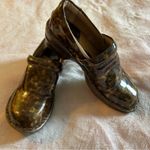 b.o.c brown leopard print slip on clogs size 8M pleather nursing shoes Photo 0