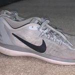 Nike Running Shoes Gray Photo 0