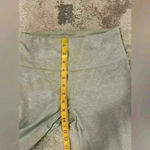 Zobha Women’s Light Green  Yoga Capris Photo 4