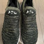 APL TechLoom Wave Black/Gold Metallic Mélange Running Shoe Women's Size 10 Photo 6