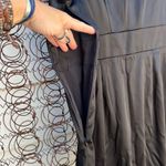 Taylor sleeveless ruffle collar V Photo 7