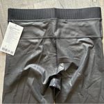 Lululemon Power Position Super High-Rise Crop 21 Photo 3