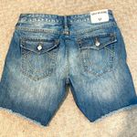 True Religion Like new  mid rise Emma Bermuda shorts. Size 26 Photo 3