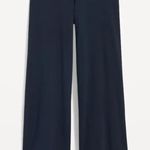Old Navy Crop Pants Photo 2
