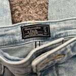 Abercrombie & Fitch Jeans Photo 2