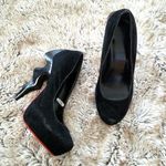 Zig Zag Velvet Heels Black Size undefined Photo 0