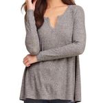 Hollister Gray Must Have Notch Neck Ribbed Flowy Long Sleeve Shirt Size XS Photo 0