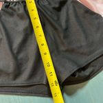 Under Armour Heat Gear Loose Fit Athletic Shorts Women's Size Small Black /Pink Photo 9