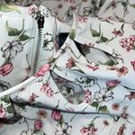 Gabby Skye  size 8 dress floral printed fit and flare knee length zip back close Photo 11