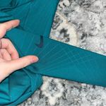 Nike  hyperwarm quarter zip size small Photo 1