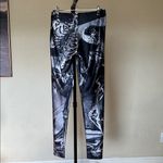 Blackmilk  Resurrection‎ leggings in black size L Photo 5