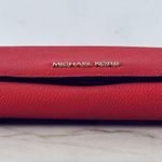 Michael Kors Jet Set Travel Coral Reef Leather Multi Function Phone Crossbody Photo 5