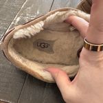UGG  Dakota Slipper Moccasin Tan‎ Woman’s Size 8 Photo 4