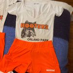 Hooters Outfit Photo 0