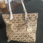 Michael Kors Purse Photo 0